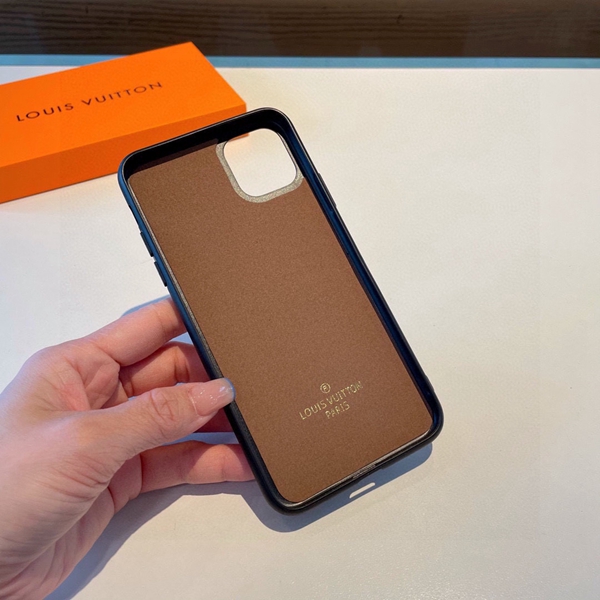 コピーブランド携帯ケース着用イメージ